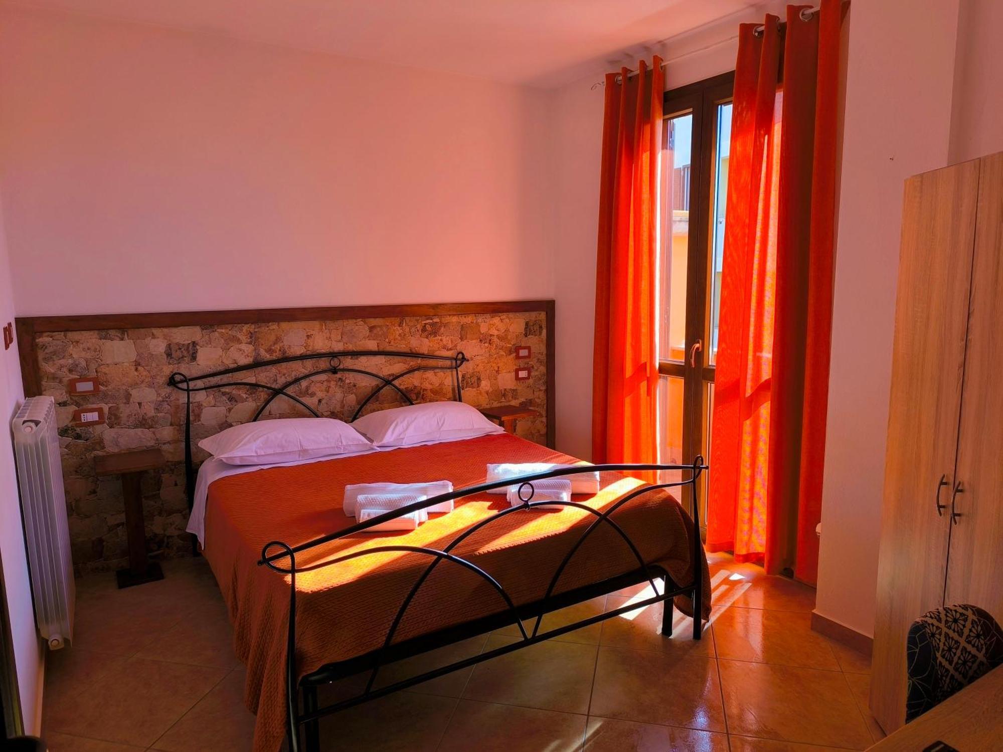 B&B Mamuthones Porto Torres Esterno foto